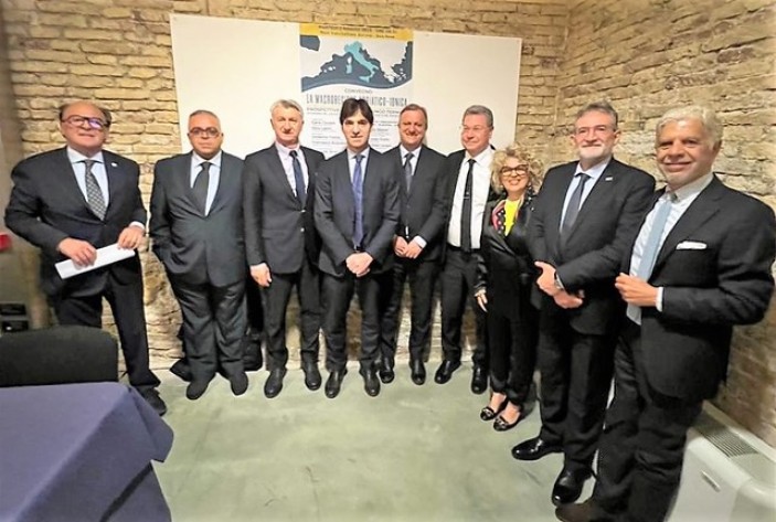 S konferencije Jadransko-jonske makroregije naglašena važnost povezivanja Zadra i Ancone