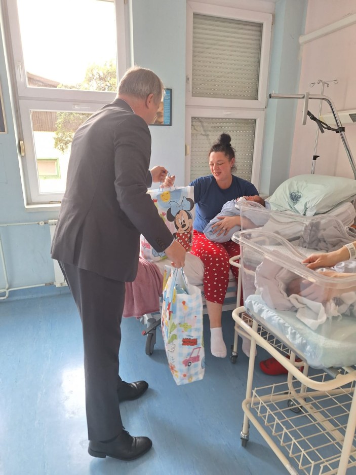 Prve zadarske bebe u 2024.