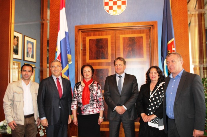 Grad Zadar uključuje se u projekt ˝Mladi u Europi˝