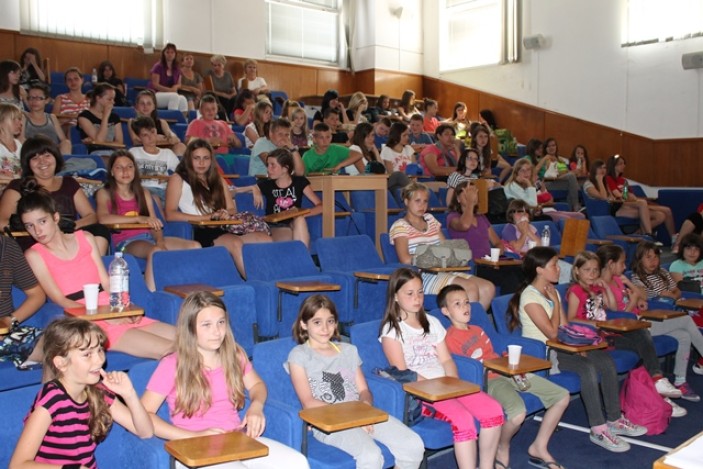 Gradonačelnik primio djecu i nastavnice s poplavljenih područja Slavonije