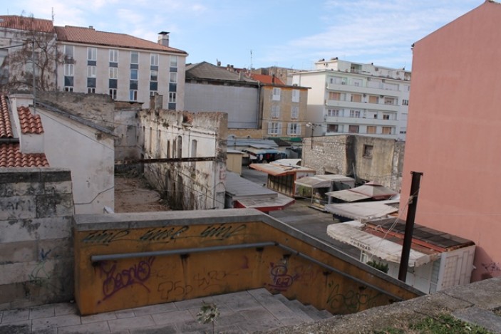 Postignut dogovor sa zakupcima javne površine na prostoru budućeg TIC-a