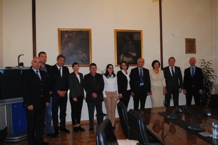 Župan Zrilić i gradonačelnik Kalmeta primili nagrađene u turizmu