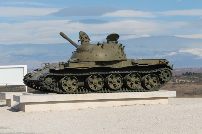 Na tenk na Dračevcu, simbolu obrane Zadra, postavljene gusjenice