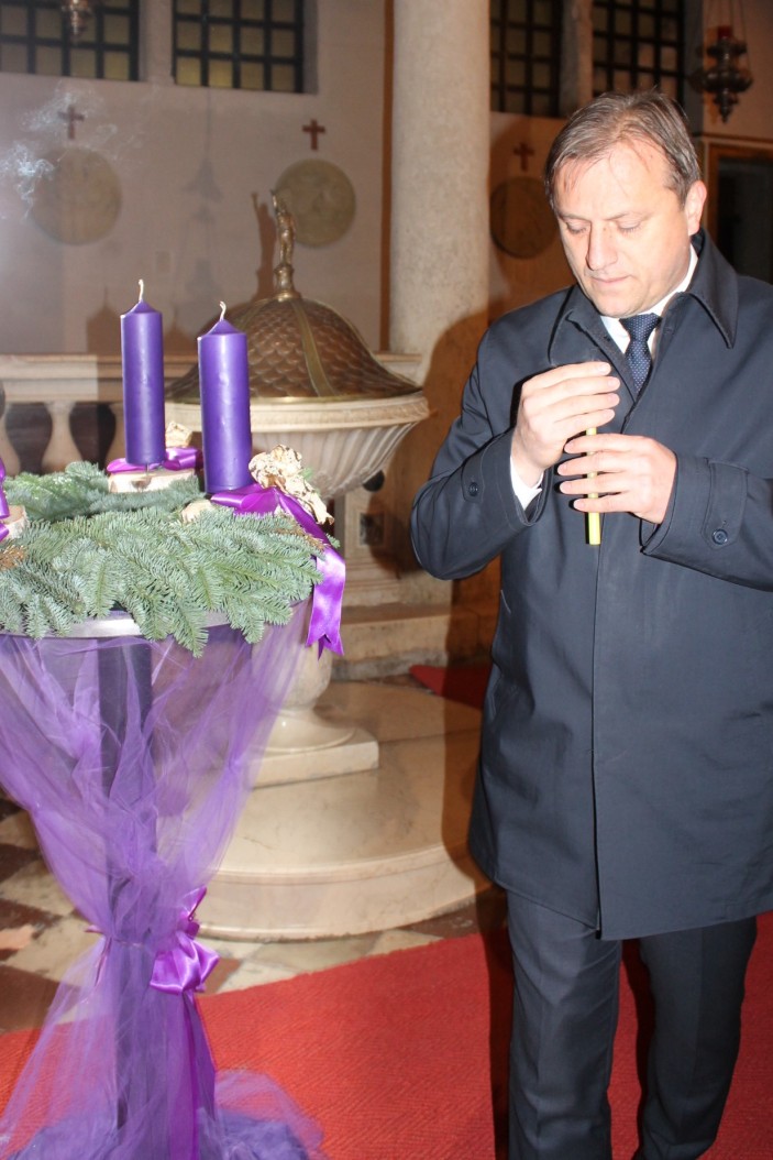 Gradonačelnik upalio drugu adventsku svijeću