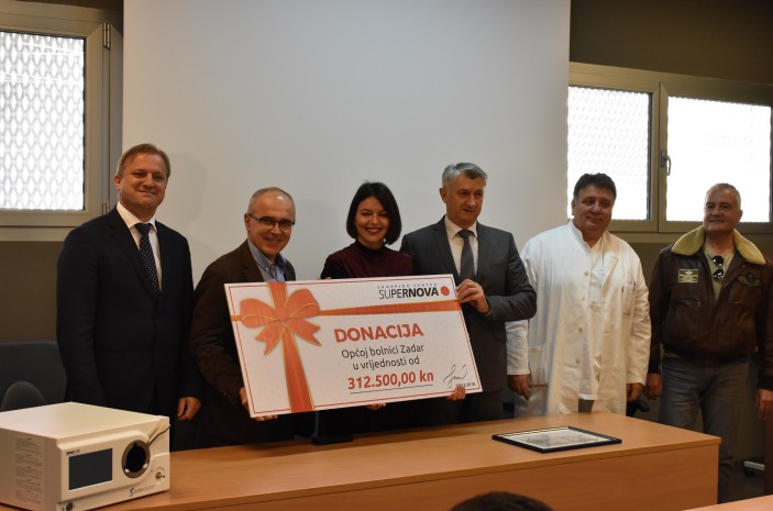Supernova donirala Općoj bolnici Zadar uređaj vrijedan 312 tisuća kuna