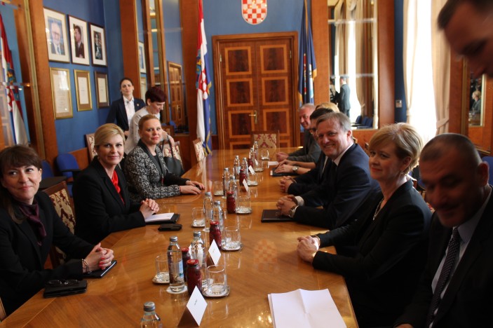 Predsjednica Grabar-Kitarović pohvalila napore Grada Zadra u stvaranju boljih uvjeta za mlade