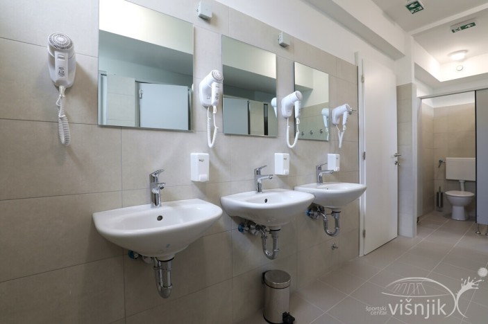 Na Višnjiku uređeni sanitarni čvor i svlačionice