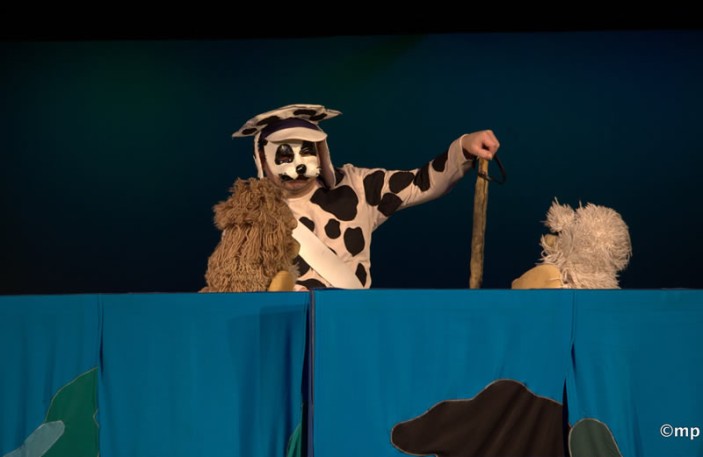 Predstava MAČAK U ČIZMAMA