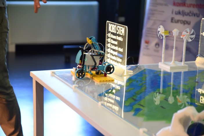 ZAVRŠNA KONFERENCIJA projekta „Jačanje STEM vještina u osnovnim školama u Zadarskoj županiji – STEM COUNTY“